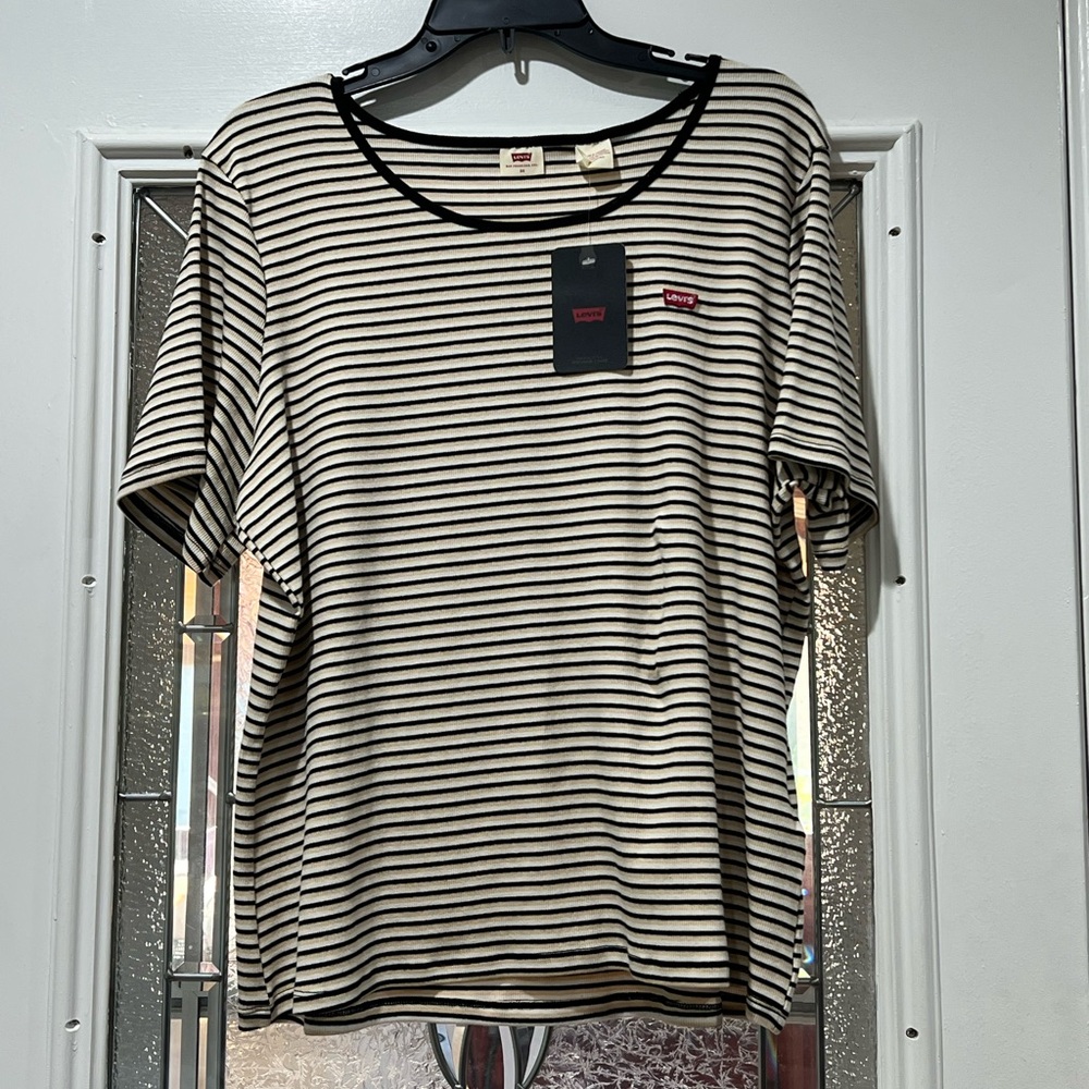 Short sleeve honey tee